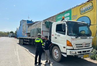 Korlantas Polri Laksanakan Penegakan Hukum Pembatasan Operasional Angkutan Barang di Jalur Pantura
