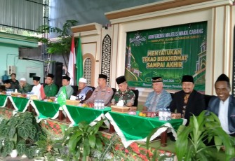 Sinergitas TNI-Polri Hadiri Konferensi MWC NU Suruh, Perkuat Keamanan dan Kerukunan di Trenggalek