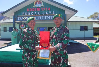 Kodim 1714/Puncak Jaya Gelar Korps Rapot Pindah Satuan dan Penerimaan Personel Baru