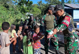 Yonarmed 12 Kostrad Tebar Kepedulian
