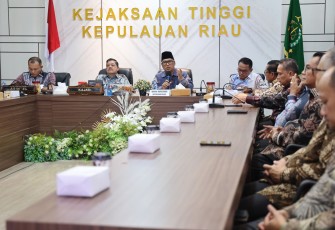 Wagub Nyanyang dan Abpednas Kepri saat Audiensi Bersama Kejati