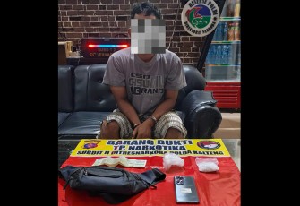 Tersangka dan barang bukti saat diamankan