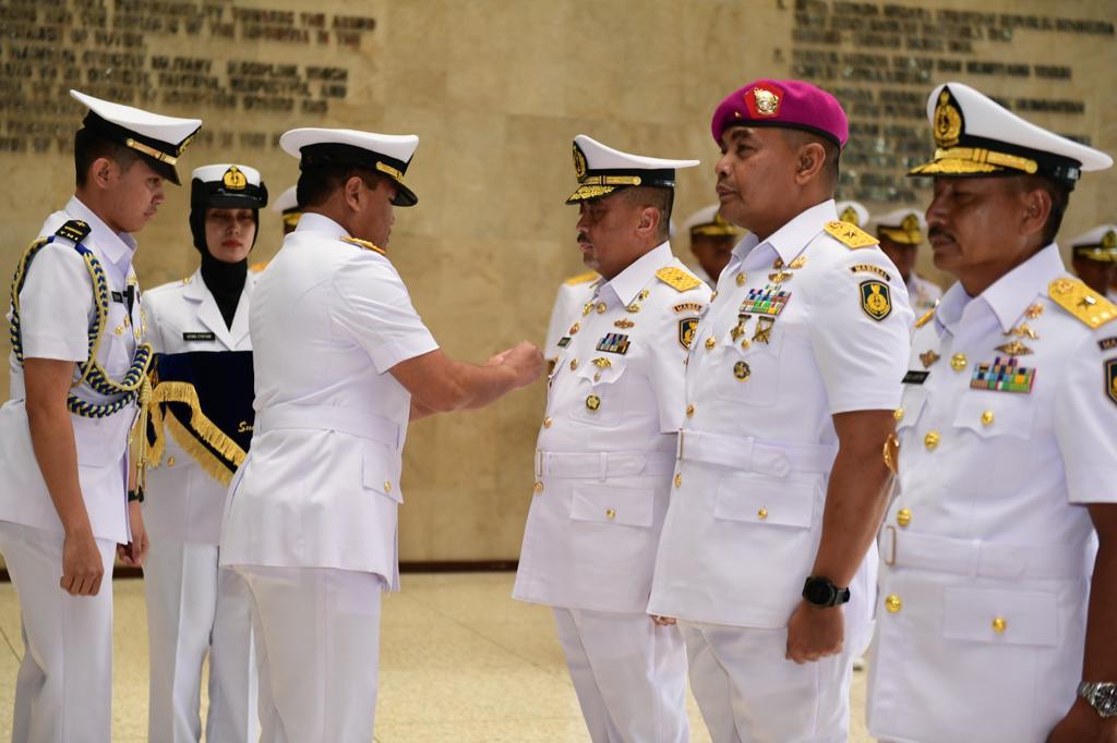 TNI AL