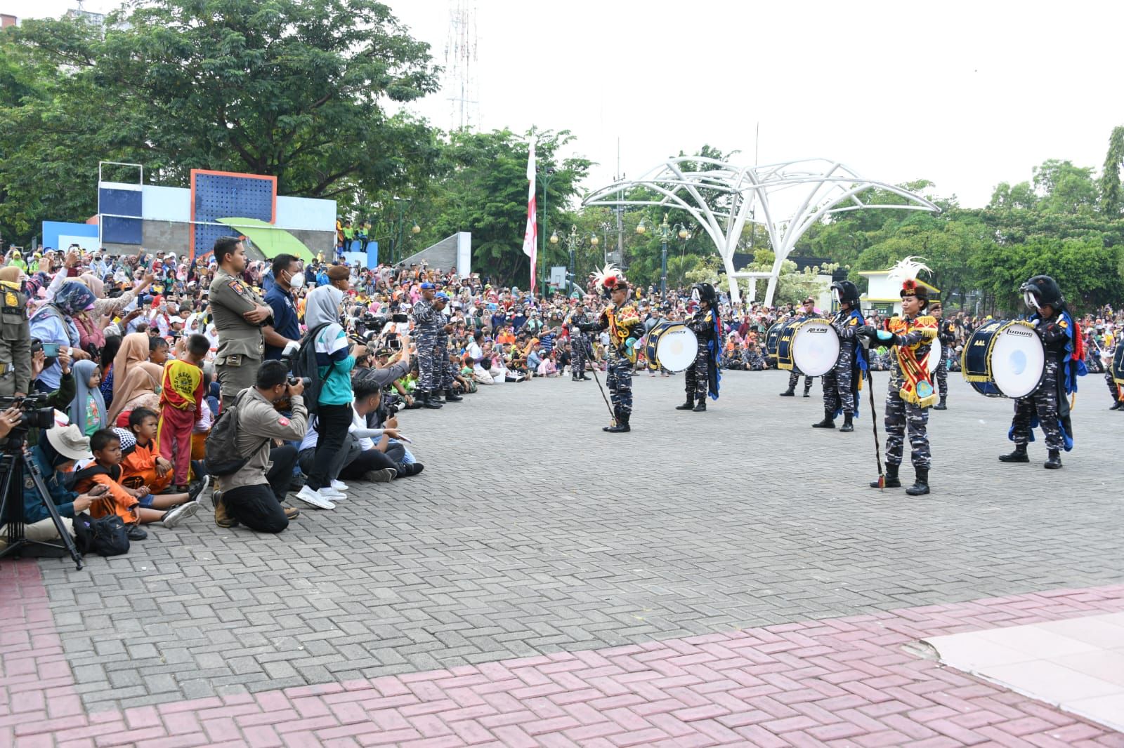 Kirab Kota dan Pawai Budaya