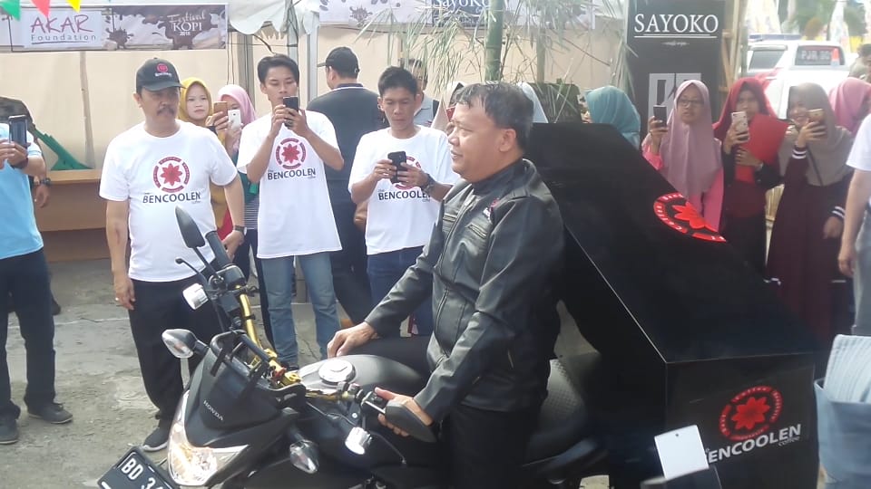 Plt Gubernur Launching Kopi Rider