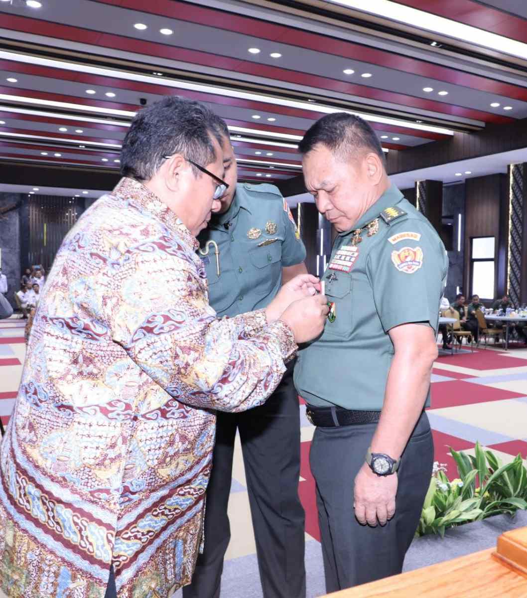 .