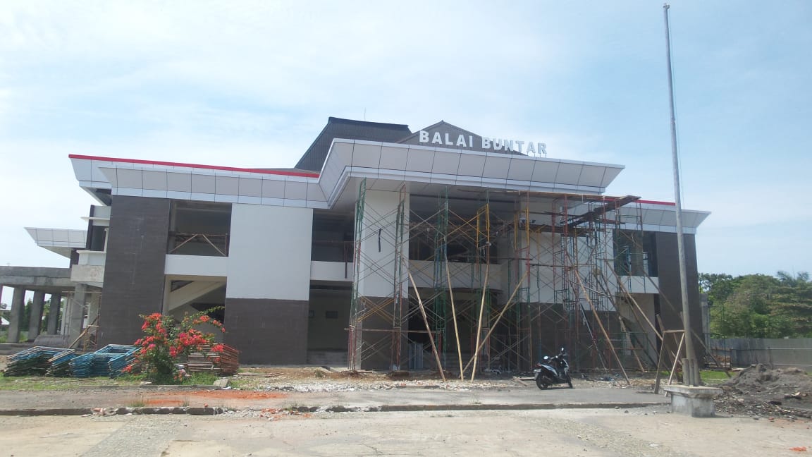 Renovasi Balai Buntar.