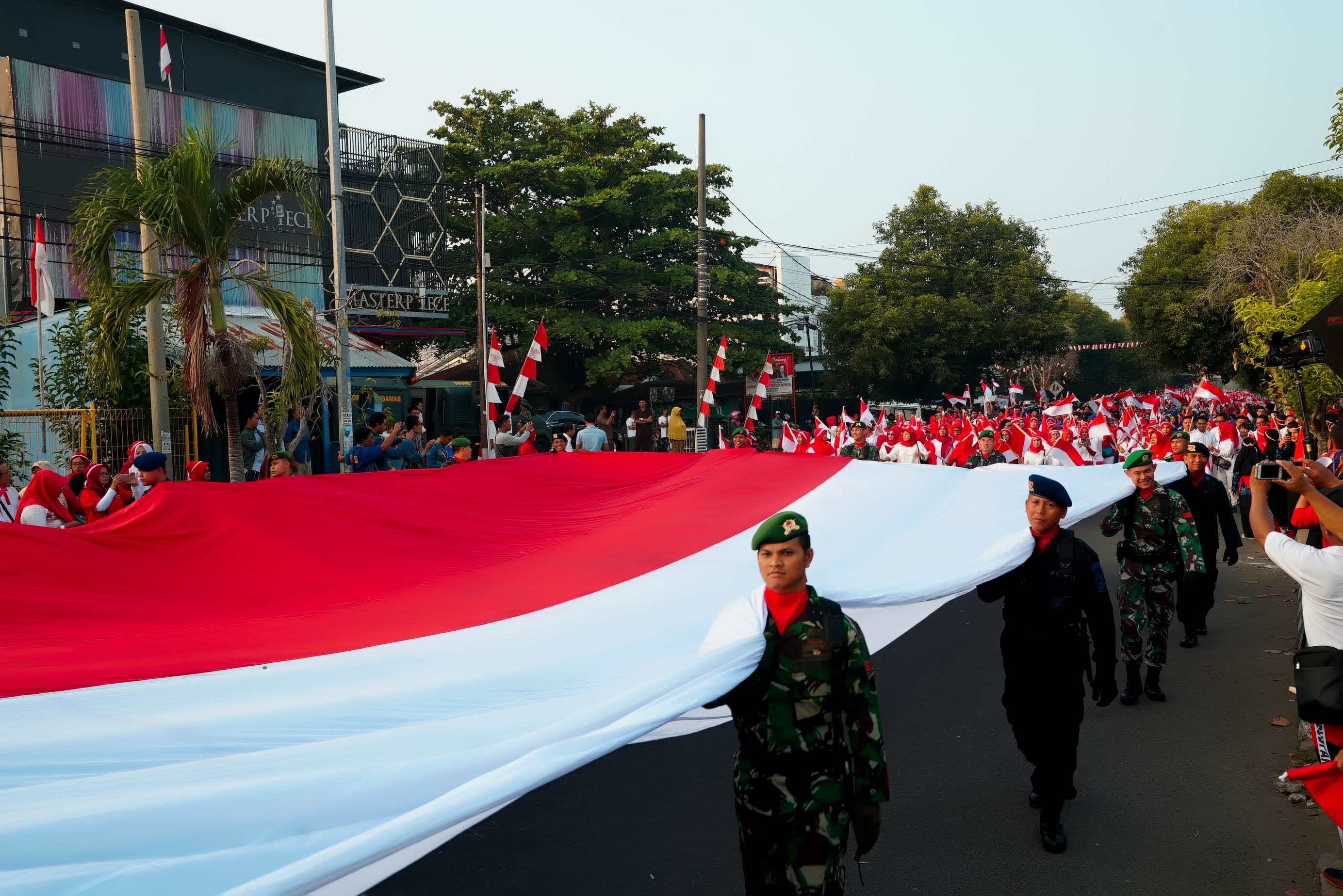 HUT RI ke 73 Kirab Bendera