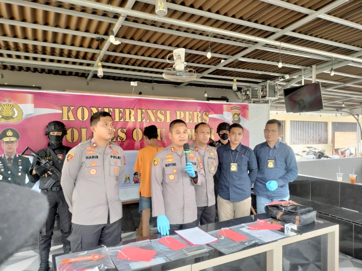 kapolres oku timur