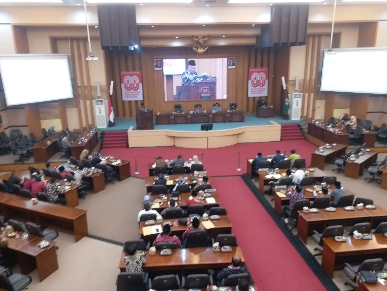 Bupati Malang Tanggapi Pandangan Umum Fraksi-fraksi Terhadap 3 Ranperda