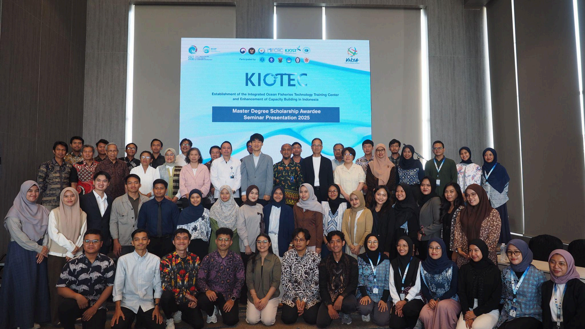 One of the awardees’ Thesis Findings Presentation