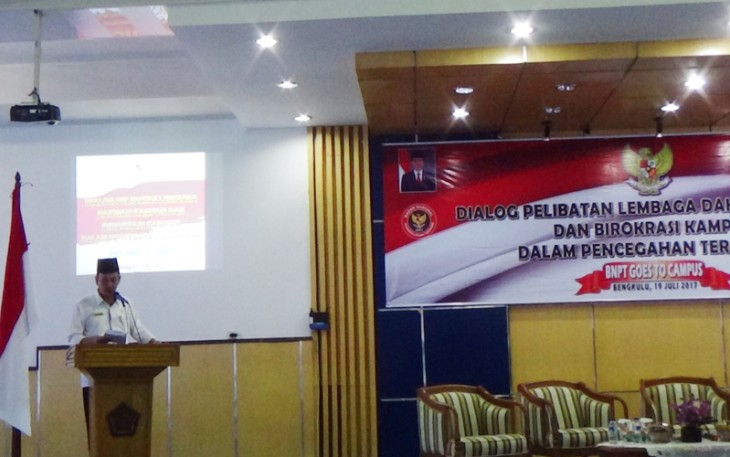 Dialog Perlibatan Lembaga Dakwah Kampus dan Birokarasi Kampus dalam pencegahan terorisme, di Gedung Rektorat Universitas Bengkulu (UNIB), Rabu (19/7).