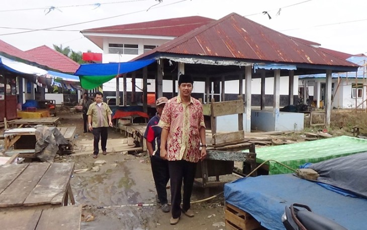 Kepala Bidang Perdagangan Dalam Negeri, Erik Rizal berkunjung ke pasar D1 Giri Kecana Ketahun