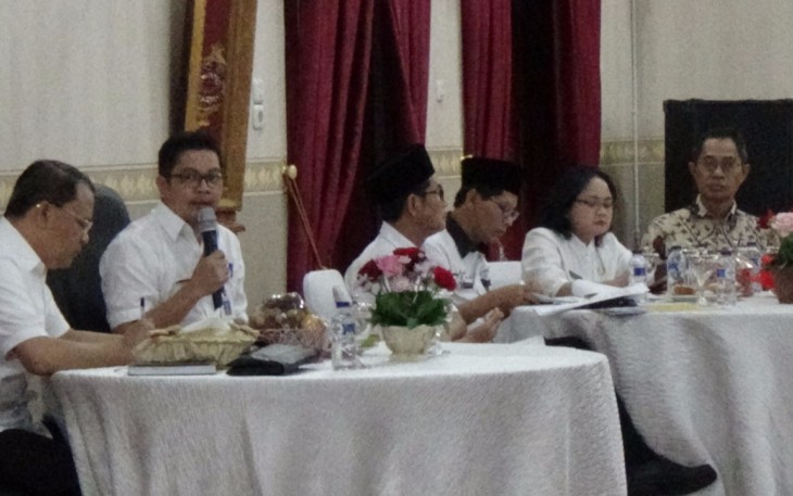 Rapat Koordinasi terkait evaluasi Laporan Penyelenggaraan Pemerintah Daerah (LPPD), di Gedung Daerah Provinsi Bengkulu, Rabu (9/8).  