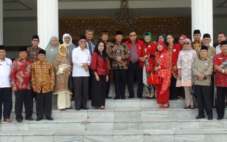 Plt. Gubernur Bengkulu Rohidin Mersyah menerima Audensi Ikatan Pewaris Pendiri Provinsi Bengkulu (IP3B) di Balai Raya Semarak 