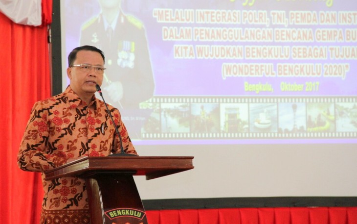 Plt Gubernur Rohidin Mersyah saat hadiri Coffee Morning Penanggulangan Bencana Alam Gempa Bumi, Tsunami, Penanggulangan Konflik Sosial dan Kejahatan Asusila, di Gedung Adem Polda Bengkulu, Selasa(31/10).