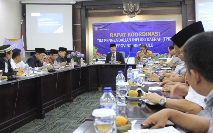Rapat Koordinasi Tim Pengendali Infalnsi Daerah (TPID) Provinsi Bengkulu, di kantor Perwakilan Bank Indonesia Bengkulu, Jumat (12/1/2018).