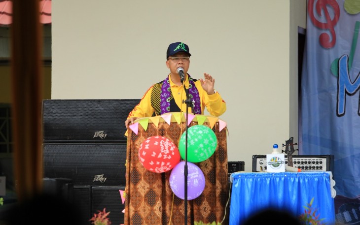Sambutan Plt Gub, dalam HUT SMA 8 Kota Bengkulu, Selasa (16/01/2018).