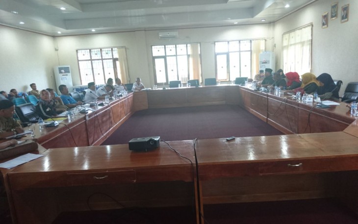 Dewan Kota saat hearing bersama Disperindag, Dinas Lingkungan Hidup (DLH) dan Dinas Perhubungan.
