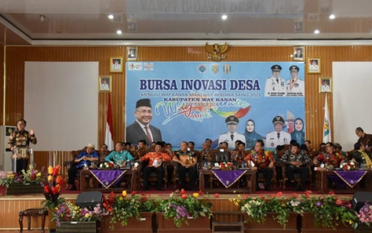 Bupati  Way Kanan Raden Adipati Surya Buka Bursa Inovasi desa