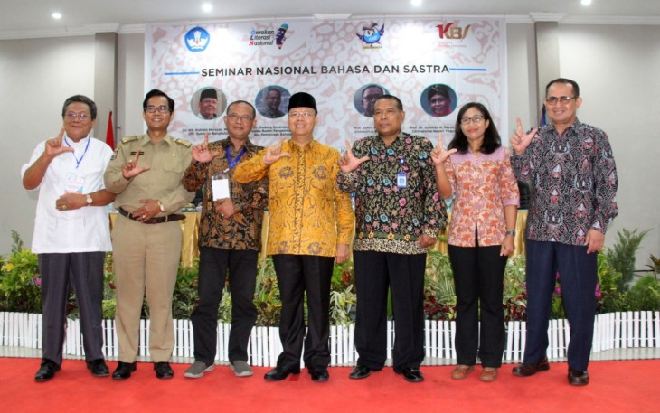 Seminar Nasional Bahasa dan Sastra