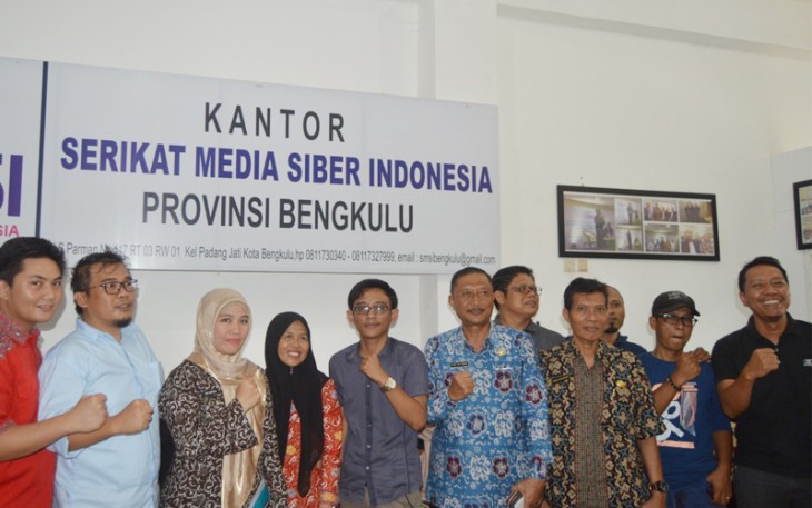 Foto bersama usai diskusi