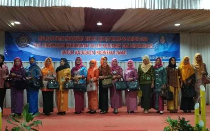 Foto bersama usai acara