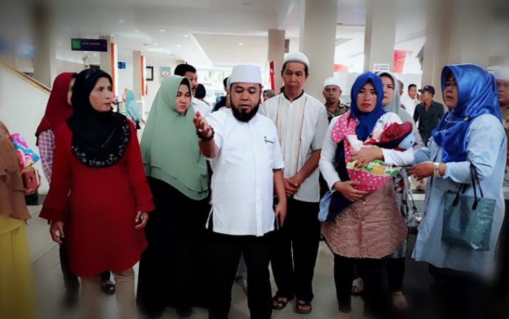 Walikota Berangkatkan Bayi Kelainan Jantung dan Penderita Gagal Ginjal ke Jakarta