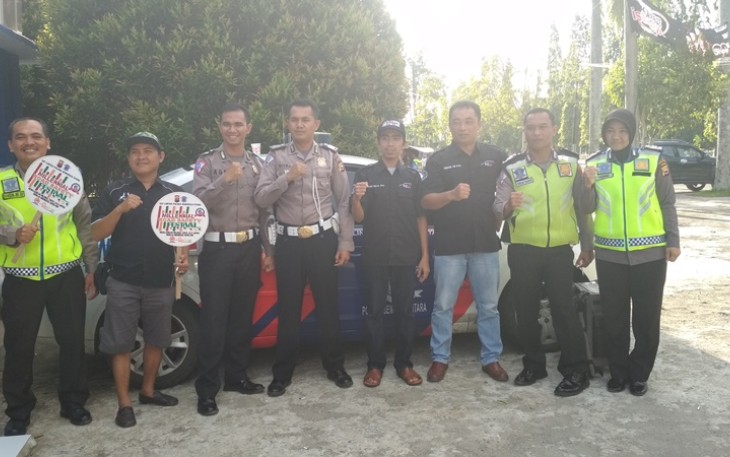 Satuan Lalu Lintas Polres Bengkulu Utara melakukan sosialisasi kampanye Millennial Road Safety Festival (MRSF), Rabu (29/1).