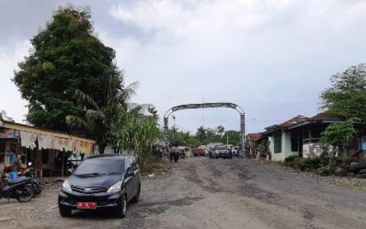 Massa Coba Masuk Kawasan PT BMQ
