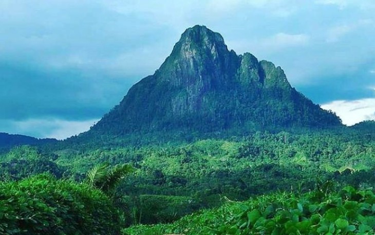 Gunung Bungkuk 