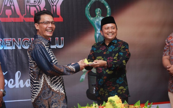 Pemprov Bengkulu Apresiasi Malam Manusia Bintang Puisi RMOL Bengkulu