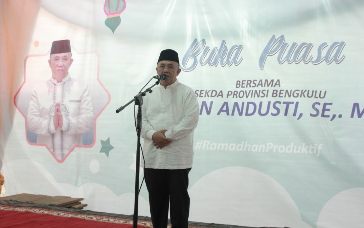 Sekda Provinsi Bengkulu Nopian Andusti saat memberikan sambutan