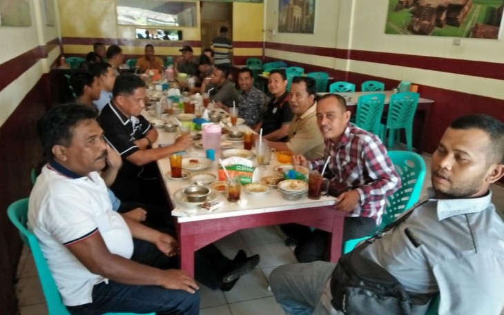 Humas Polres Kampar Dan Insan Pers Makan Bersama 