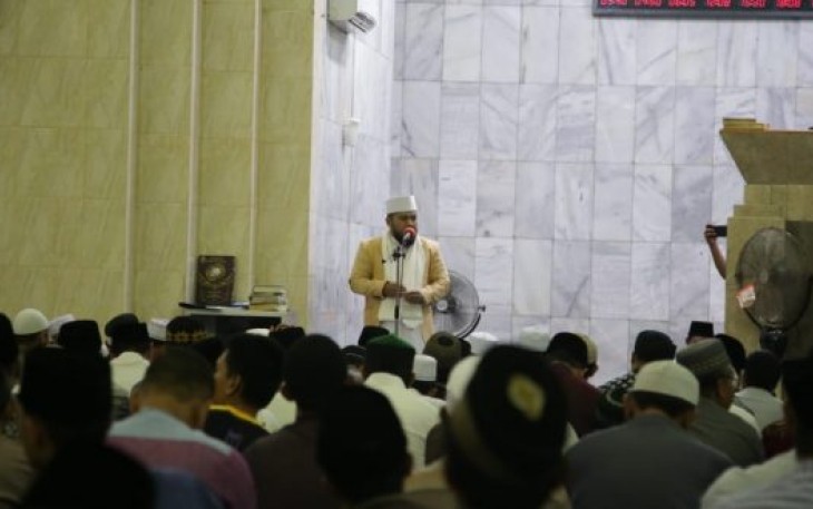 Wali Kota Bengkulu Helmi Hasan Safari Ramadhan di Masjid At Taqwa