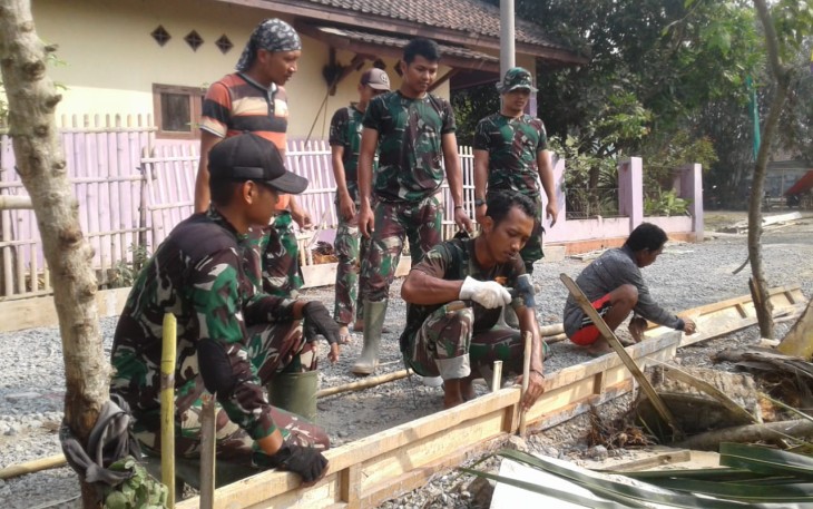 Giat Bersama Satgas TMMD Kronjo