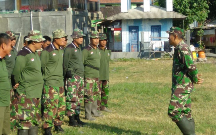 Komandan Komando Rayon Militer (Danramil) 01 Kota Klaten Kapten Czi Rusmani Berikan Arahan