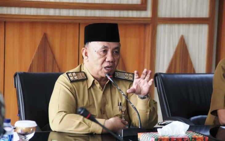 Sekretaris Daerah Provnsi Bengkulu Nopian Andusti Pimpin Rapat 