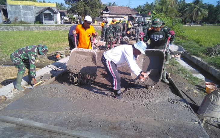Betonisasi Jalan DI Jimbung Sudah Sapai 90 Persen