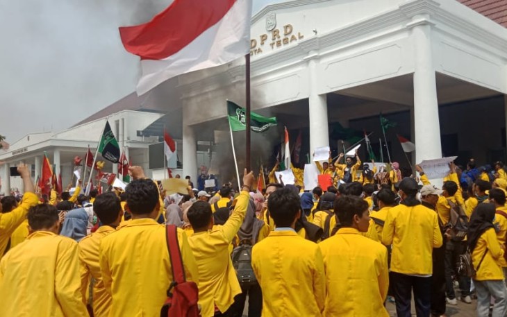 Mahasiswa Kota Tegal Serukan Tolak Revisi UU KPK