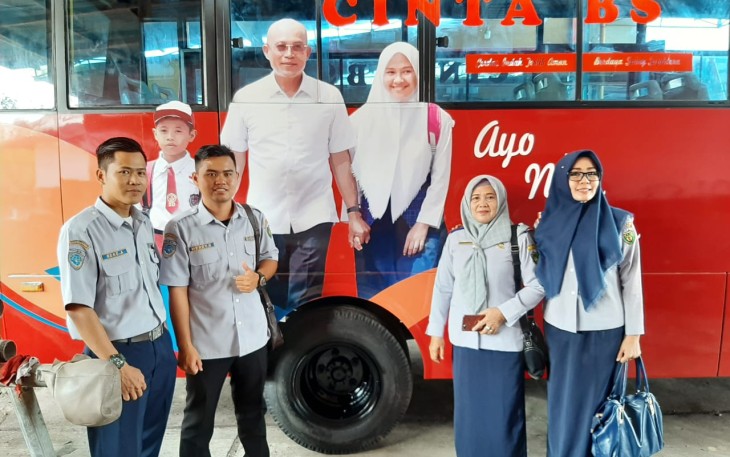 Dua Bus Sekolah Tambahan Yang Telah Disiapkan Oleh Dinas Perhubungan Kabupaten Bengkulu Selatan Siap Beroperasi Awal Oktober 