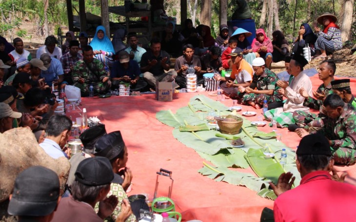 Warga Cilibang Gelar Syukuran Bersama TNI Kodim Cilacap