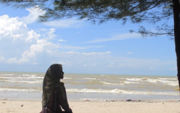 Balongan, wisata pantai di jalur pantura