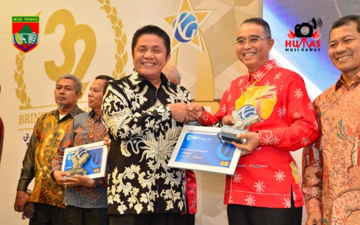 Musirawas Terima Dua Penghargaan Sekaligus
