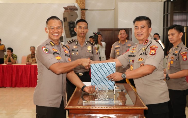 Kapolda Bengkulu Irjend Pol Drs Supratman Serahkan Dipa Tahun Anggaran 2020 
