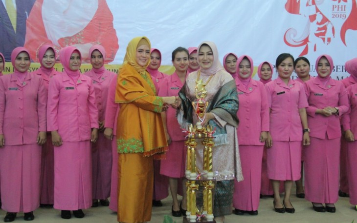  Ketua TP PKK Provinsi Bengkulu Derta Wahyulin Rohidin Hadir Dalam Peringatan Hari Ibu ke 91 Tahun 2019