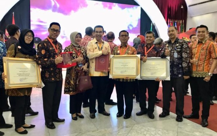 Bupati Rejang Lebong Ahmad Hijazi Foto Bersama 