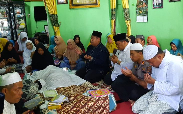 Kapolres Labuhanbatu Melayat ke Rumah Duka Orang Tua Khalifah Nazar