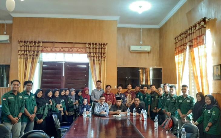 Foto bersama IMABARA dengan DPRD Kabupaten Batu Bara