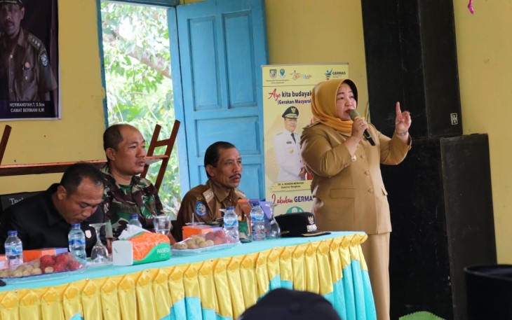 Wakil Bupati Kepahiang Netti Herawati Saat Memberikan Sambutan 